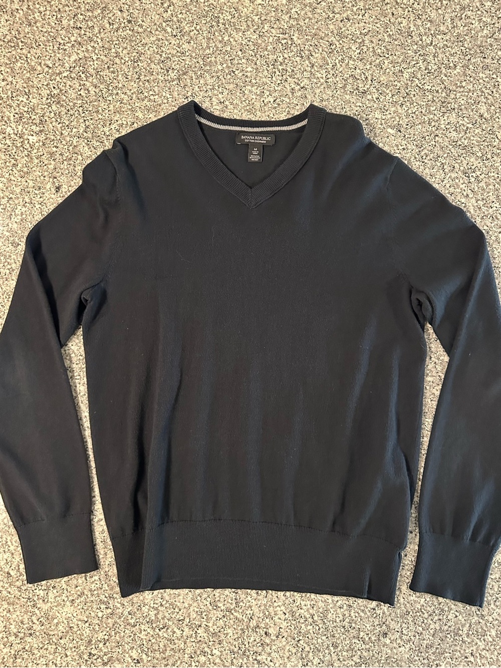Banana Republic Men's Black V-Neck Pullover Sweater
